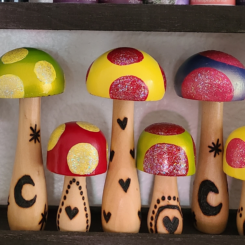 OneLove - Picture 4 of 4